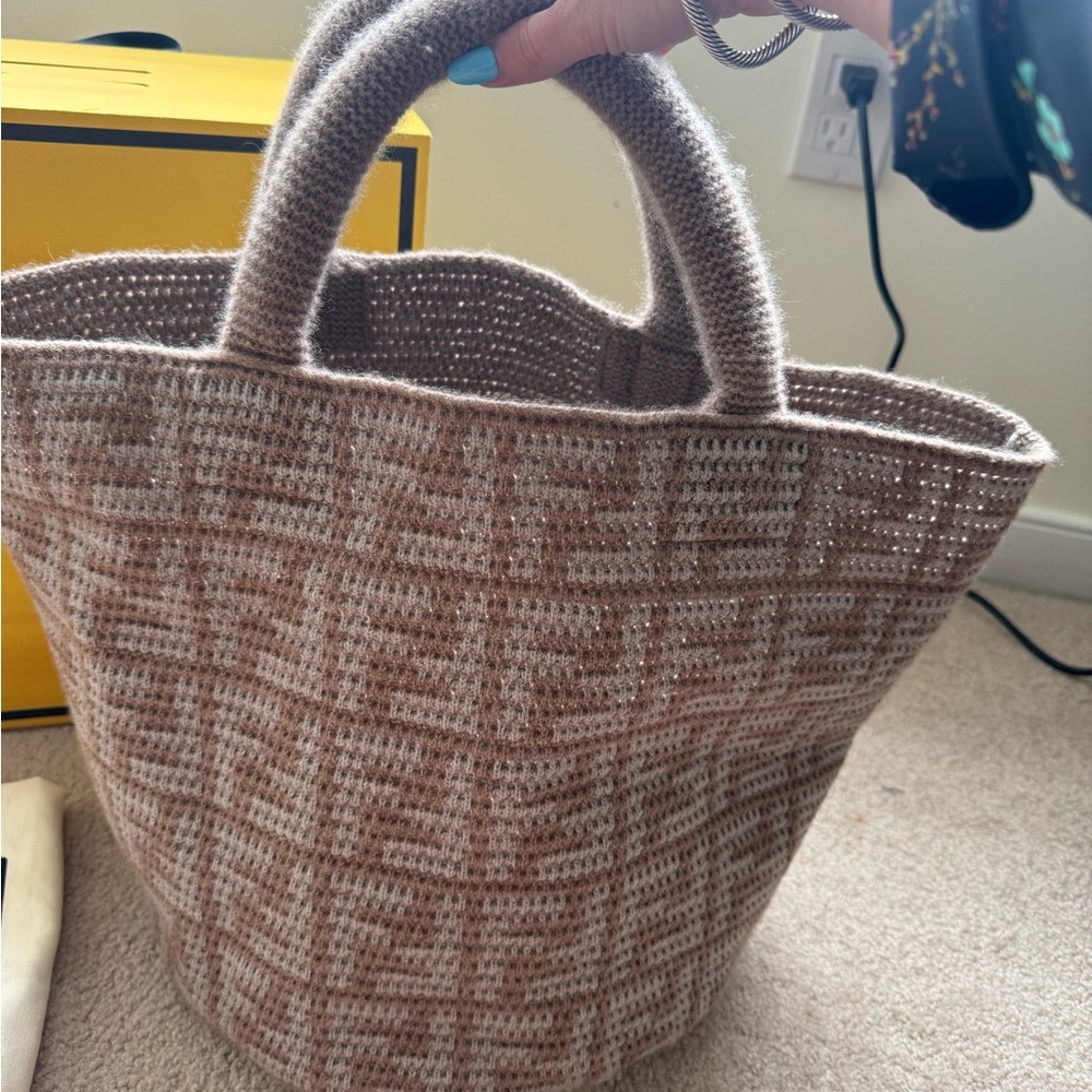 Fendi Brown Beige FF Knit Beach Tote - Picture 2 of 6